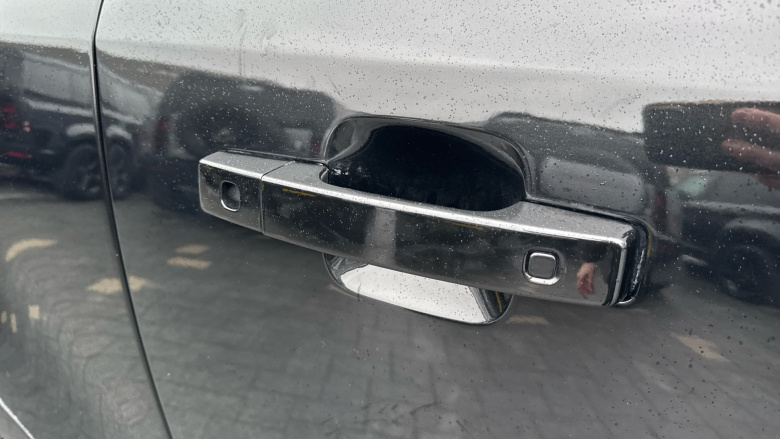 Land Rover Defender 3.0 P400 X 90 3dr Auto Petrol Estate